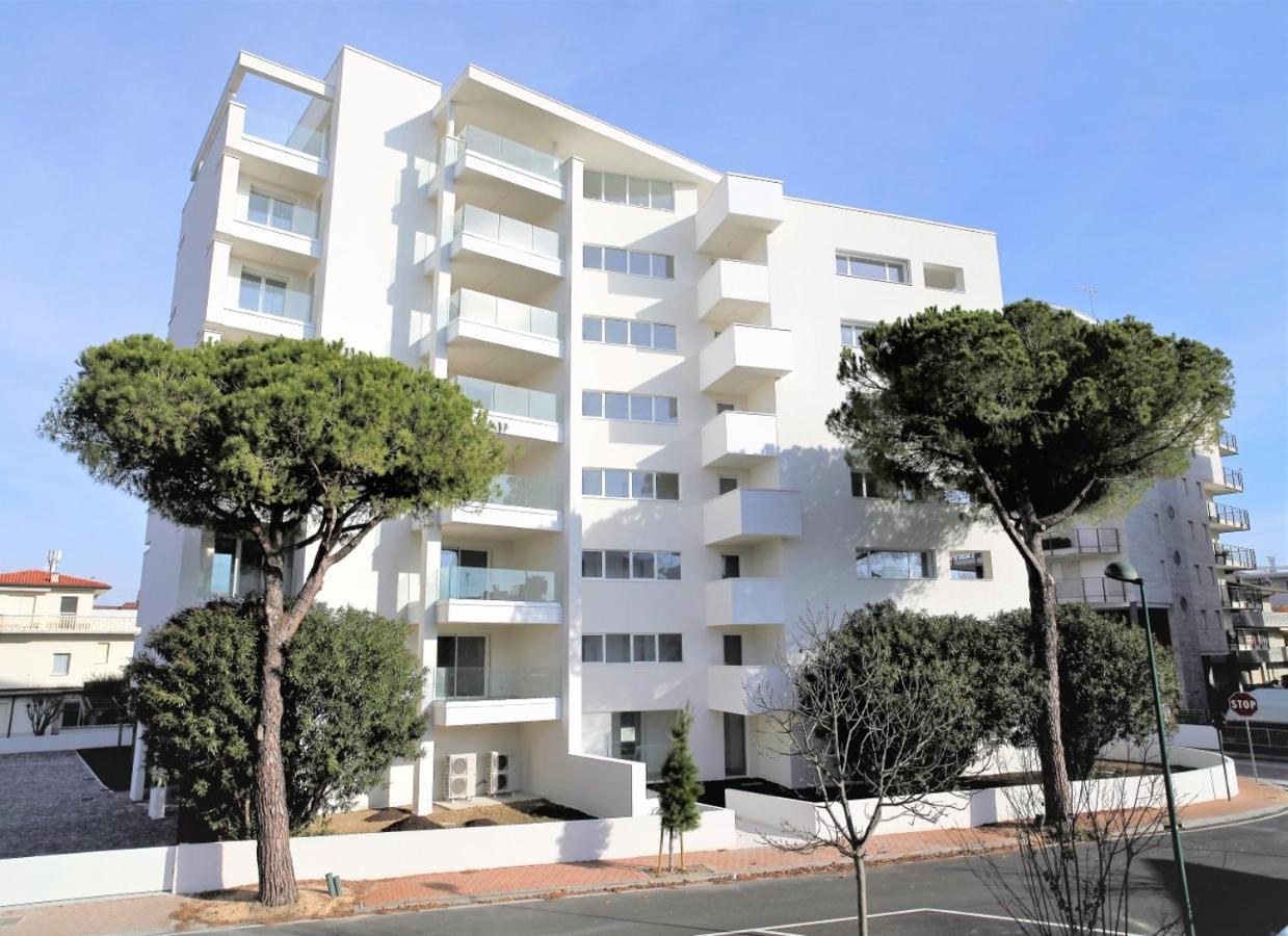 Appartamento Zero5.Zero5 Lignano Sabbiadoro Esterno foto